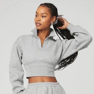 ALO YOGA Vixen Fleece 1/4 Zip in Athletic Heather Grey